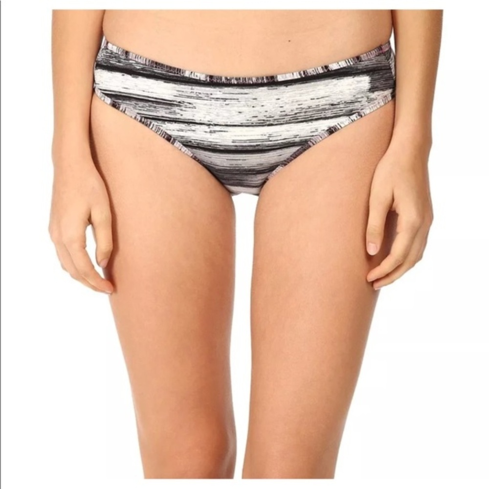 MARC JACOBS BLACK BIKINI BOTTOM NEW - Picture 1 of 1
